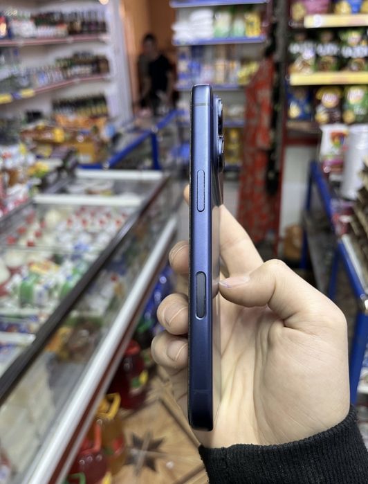 Iphone 17 pro в отличном состояние