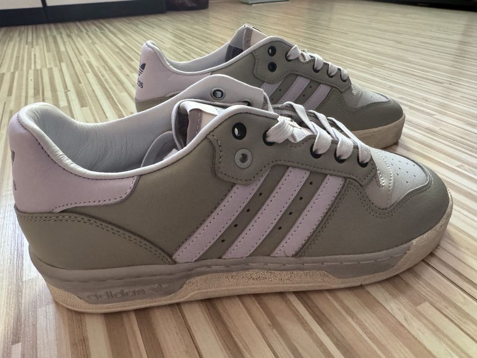 Adidas rivarly low 43