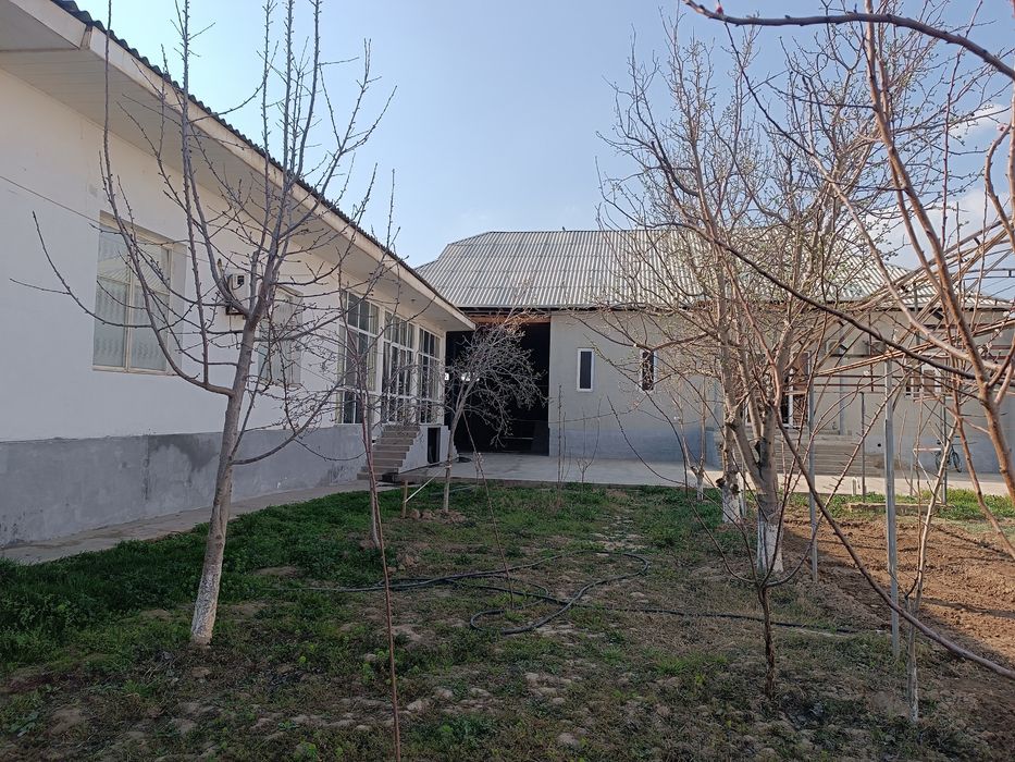 Срочна Уй сотилади