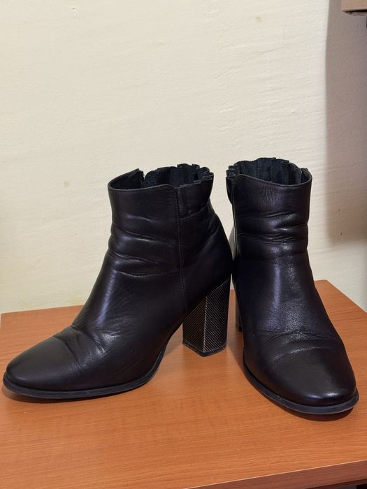 Ghete femei, piele naturla 39