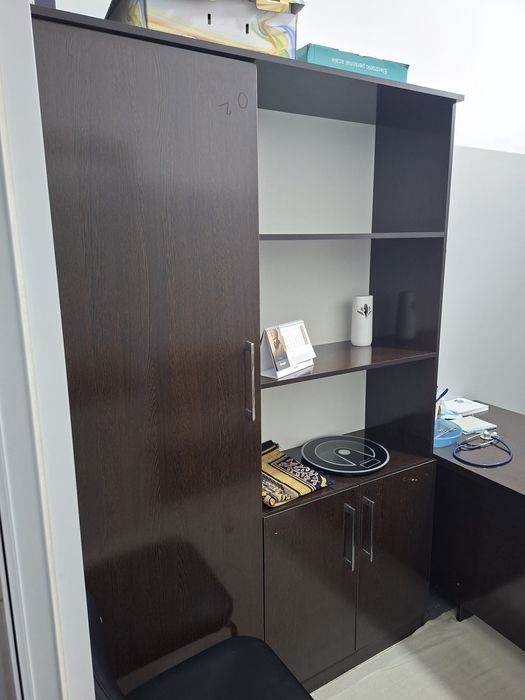 Ofis uchun mebel