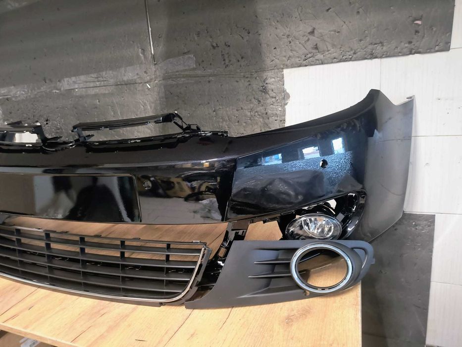 Bara fata, Grile, Proiectoare ceata VW GOLF 6 VI 2008-2012 cu gauri senzori parcare Negru VOPSITA