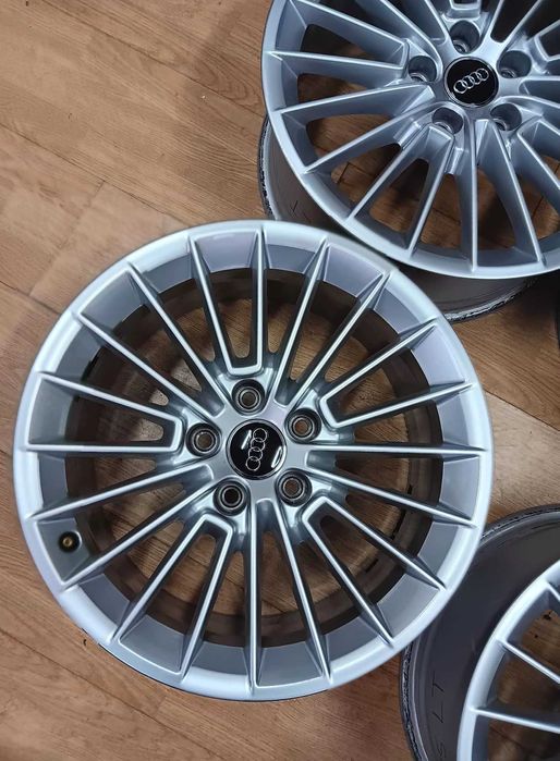 Jante 17 Audi A3 S3 TT originale VW Passat 2019-24 impecabile 5x112 8J