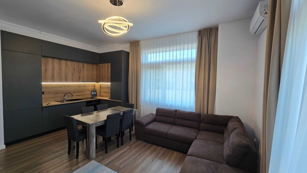 Închiriez apartament nou cu 3 camere