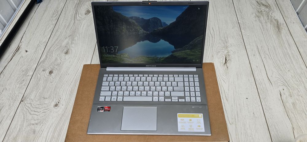 лабтоп  VivoBook