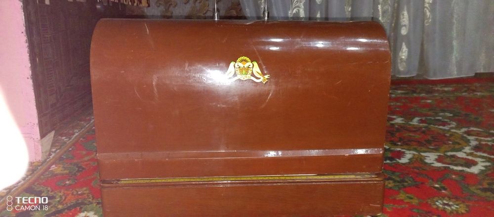 Швейная машинка.