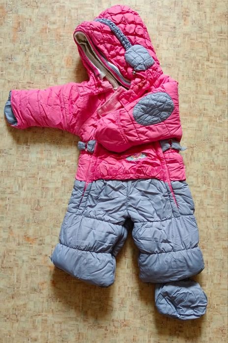 Комбинезон на девочку, размер 74