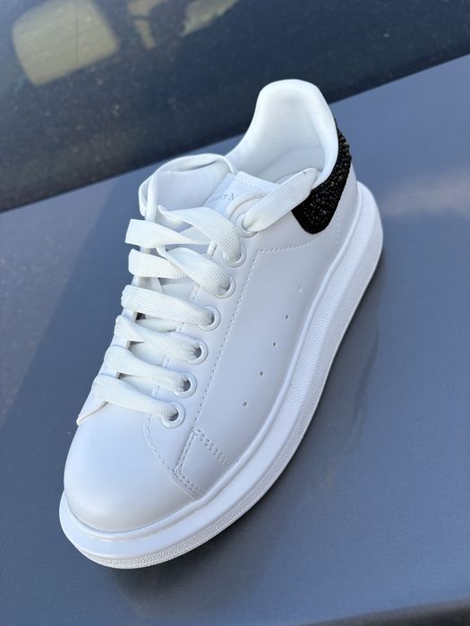 Vand 2 perechi alexander mq