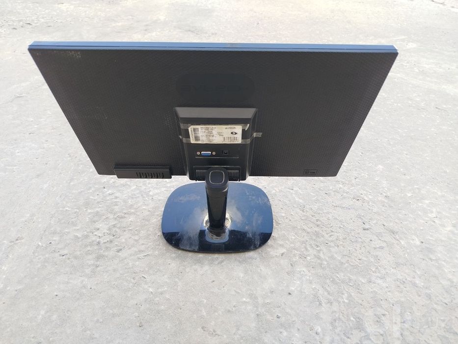 Monitor 17 dyumli Avtech