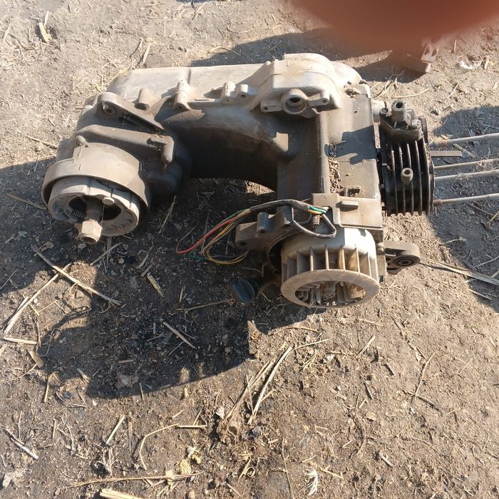 Продам двигатель на скутере 80 кубовый