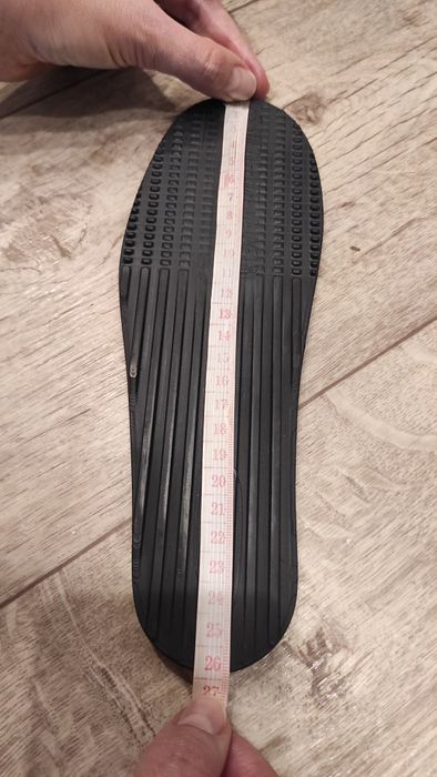 Горнолыжные ботинки 38-39