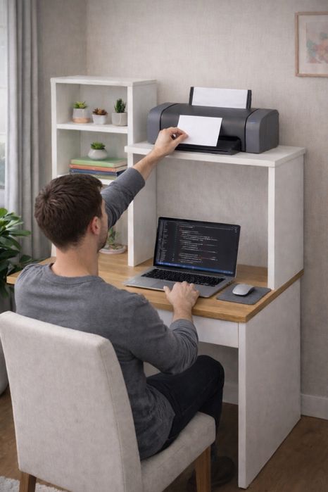 Компьютерный стол с полкой под принтер