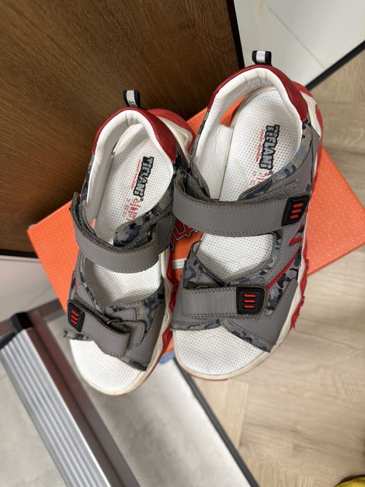 Детские сандали для мальчика тифлани