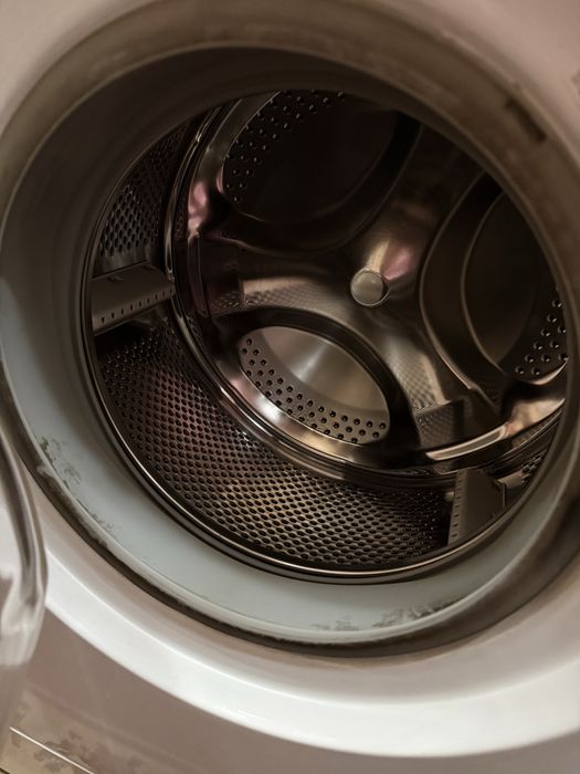 Стиральная машинка автомат indesit 6kg в отличном состоянии