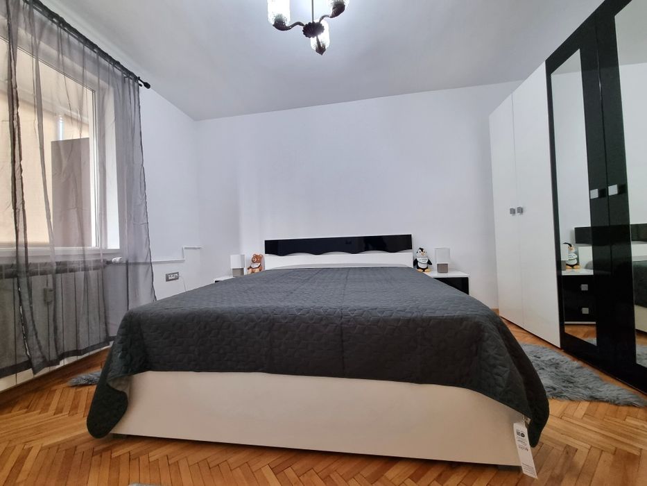 Chirie apartament 2 camere, ultracentral, Magheru, Oradea
