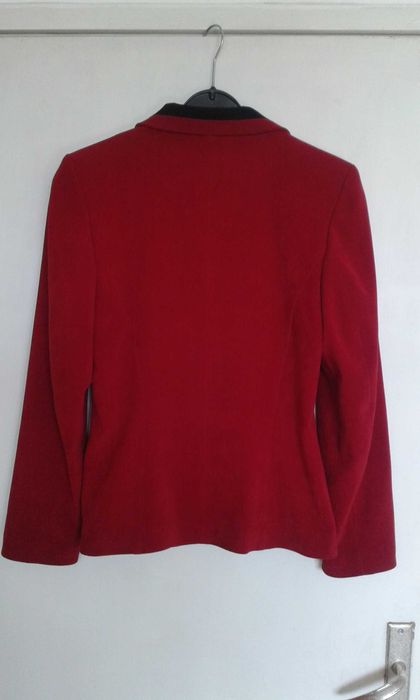 Дамски сака по 15 лв.