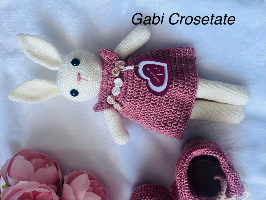 Set crosetat pt bebelusi