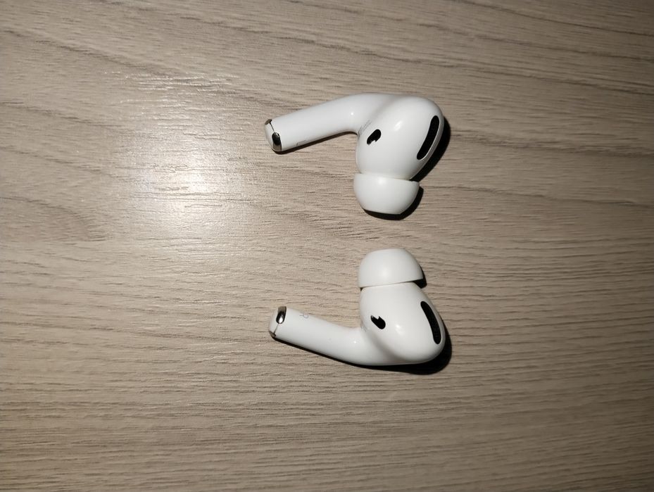 Продаю наушники AirPods Pro