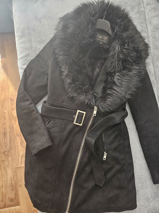 Палтенце отговарящо на с-м размер