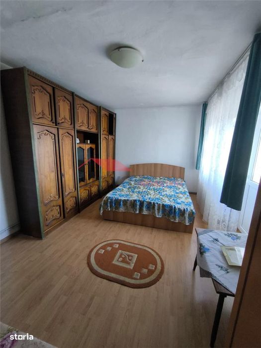 Apartament 3 camere, Sensul Vechi