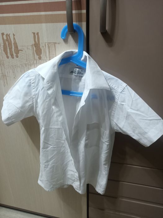 Продам бомбер на мальчика.