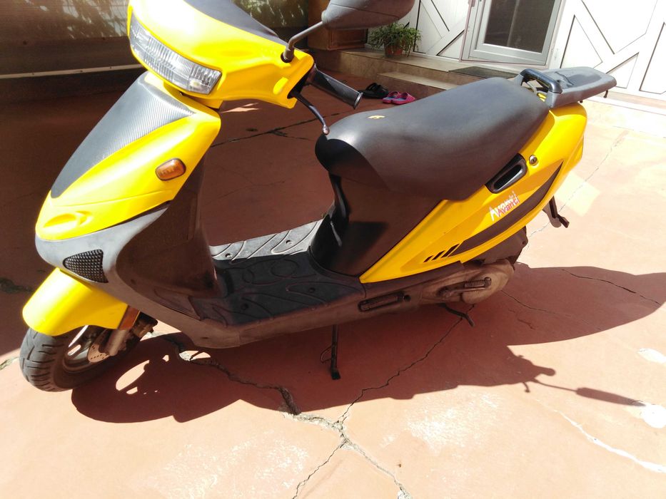 Motoscuter Hyosung 50 cm