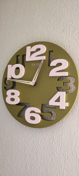 Продам часы на стену