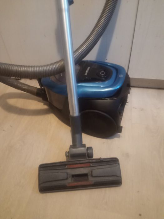 продам пылесос бу Самсунг