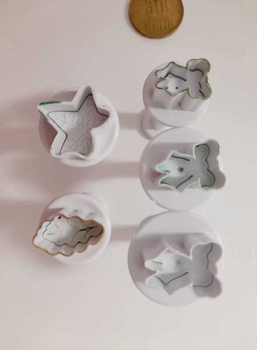 Decupatoare pentru lut polimeric