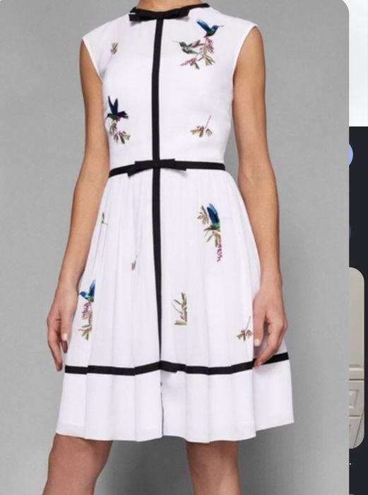 Ted baker бяла рокля с бродерия