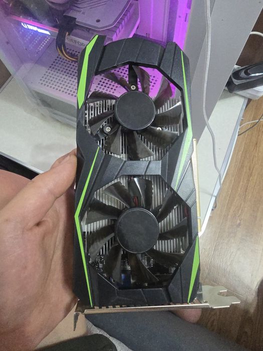Продам видео карту 1050ti