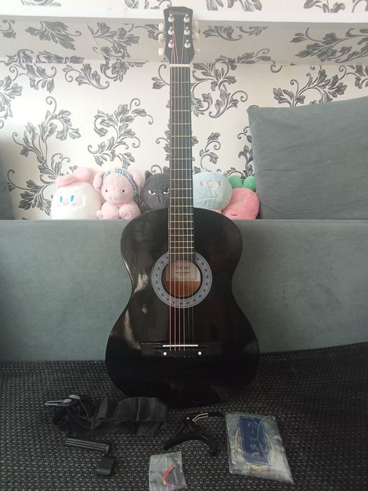акустическая гитара