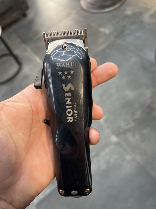 Vand masini de tuns