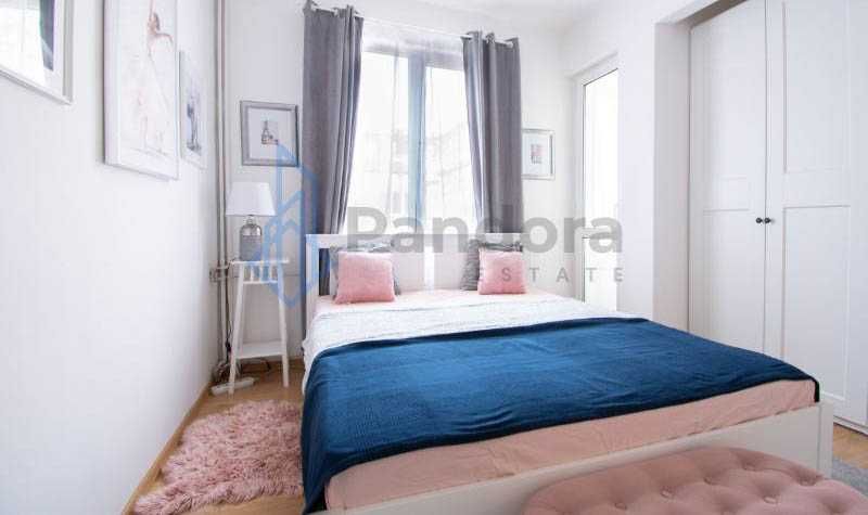 Дава се под наем Двустаен апартамент в София, Център - 70 кв.м за 550 € - Снимка #3