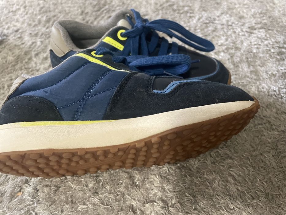 Adidasi mayoral si biomecanics