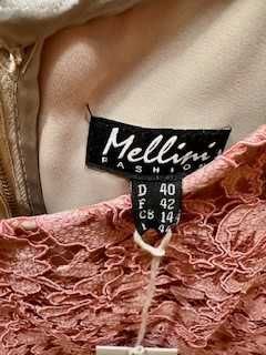 Прекрасна официална рокла - дантела