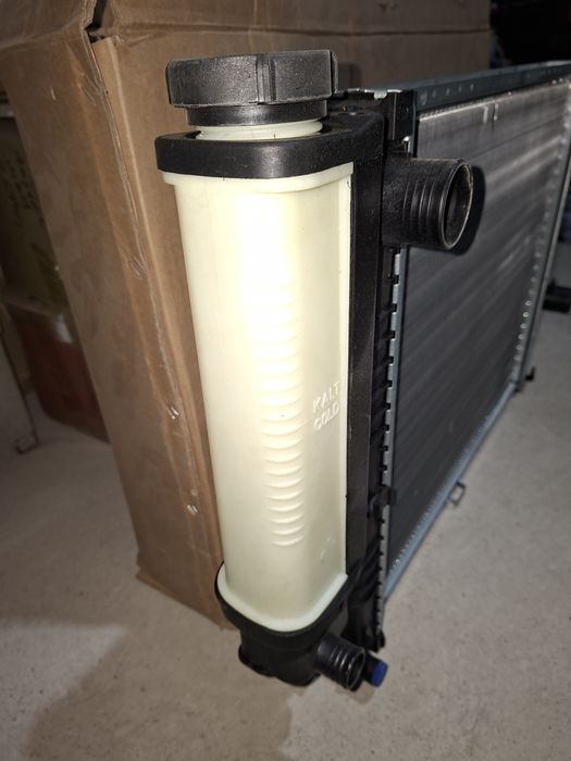 Радиатор охлаждения основной