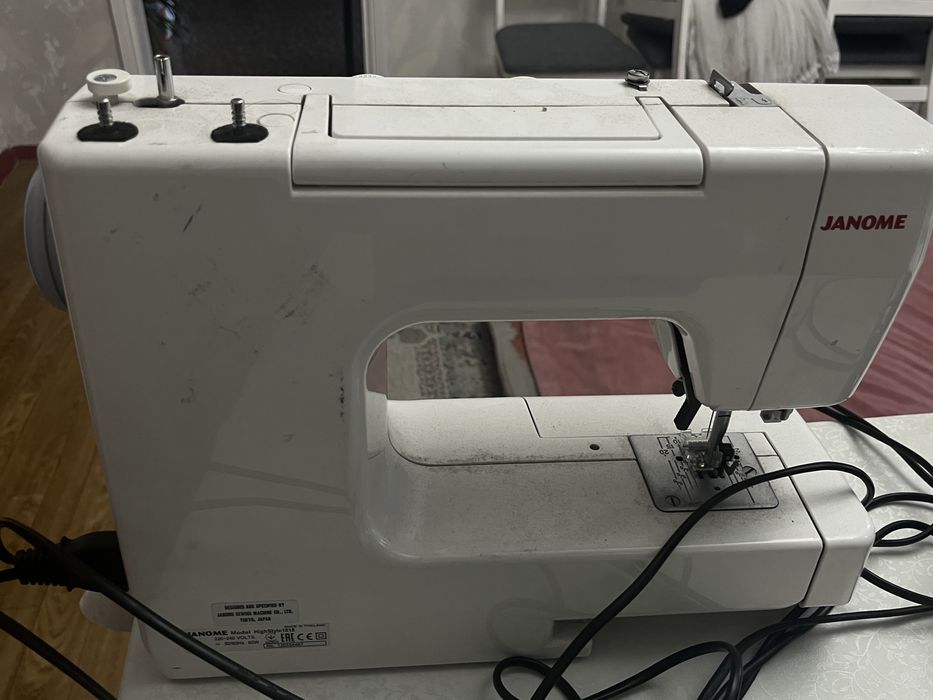 швейная машина JANOME Model HighStyle1818