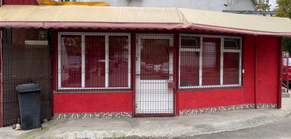 Inchiriez spatiul magazin comercial cu vad format