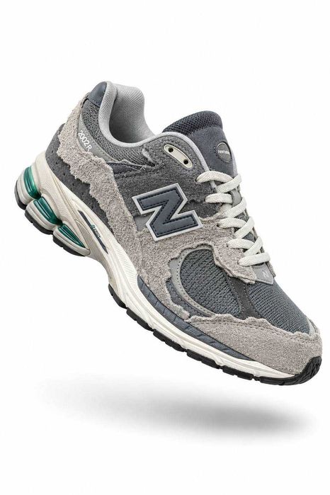 Кроссовки New Balance 2002R, размеры от 36 до 45.