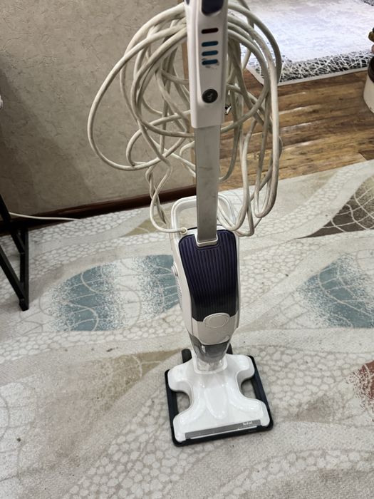 Продам пылесос Tefal Clean & Steam — 2 в 1 (пылесос + пароочиститель)