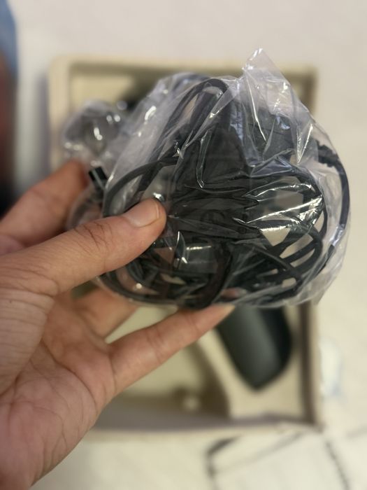 Elektron soqol olgich Philips Rossiyadan keltirilgan