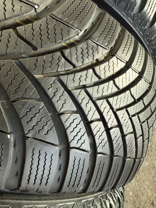 4x Anvelope iarna 205/55 R16 - Semperit  Speed Grip 5