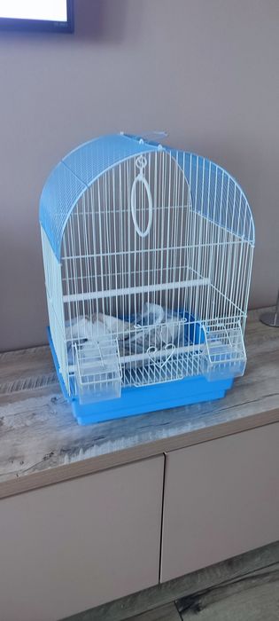 Продам клетку для попугая
