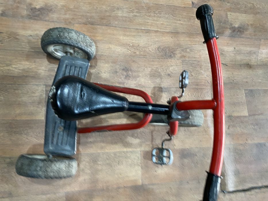 Детский трёхколёсный велосипед