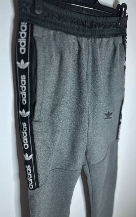 Pantaloni trening adidas originali
