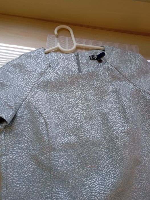 Официална рокля размер S