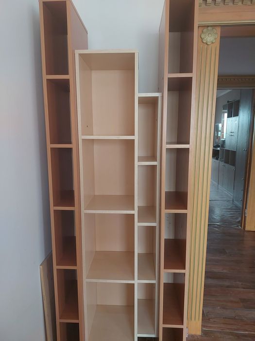 Продам книжный шкаф