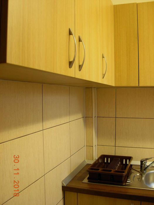 Dau in chirie garsoniera mobilata, utilata, balcon inchis, zona Sovata