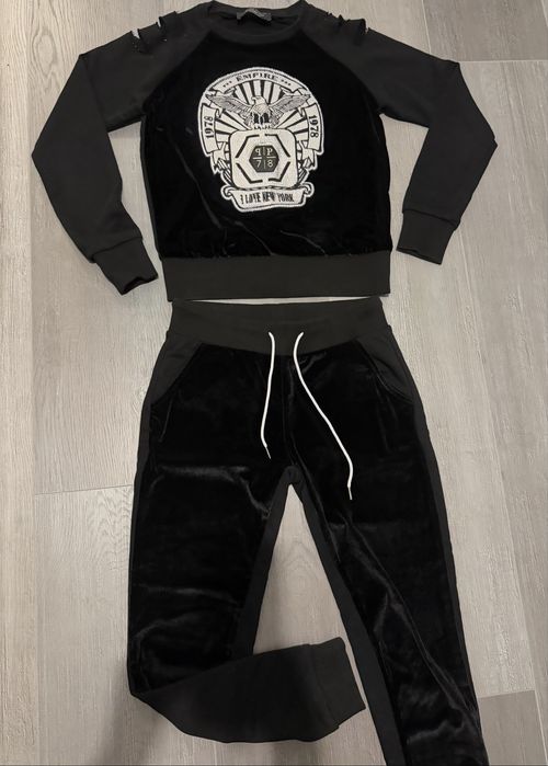 Дамски екип Philipp Plein с горно и долно, размер S.Оригинал